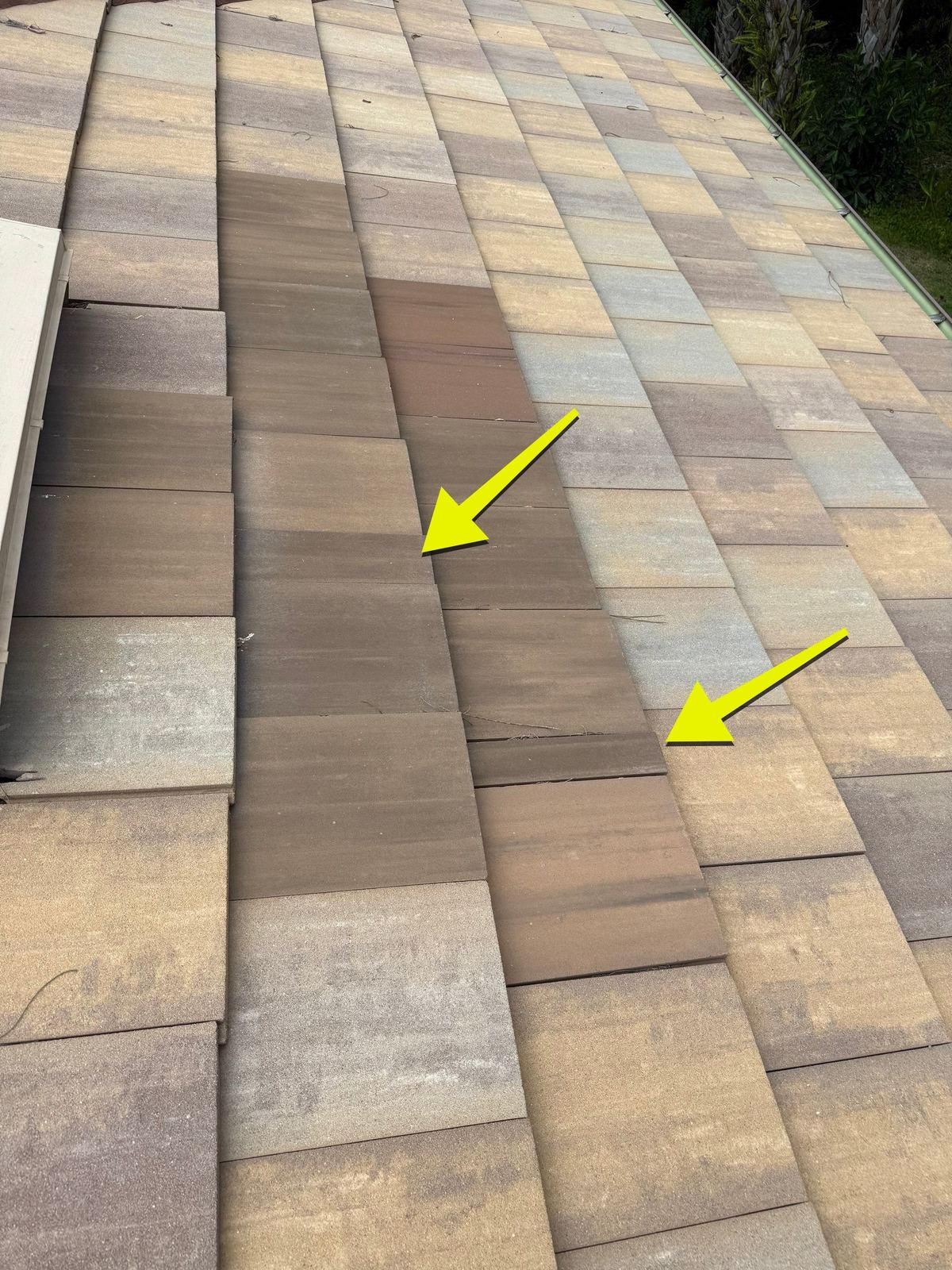 Mismatched tile with cut interlocking mechanism